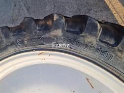 BKT 280/85R28 270/95R44 Pflegeräder komopletter Satz I