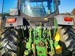 John Deere 6110