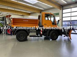 Mercedes Unimog U 300