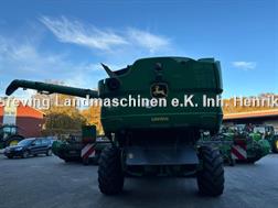 John Deere S 680