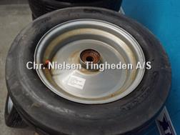 Kverneland 15"   215/65-15