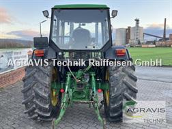 John Deere 2850