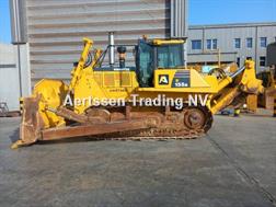 Komatsu D155A-6R (4 pcs available in Abu Dhabi)