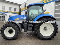 New Holland T 7040