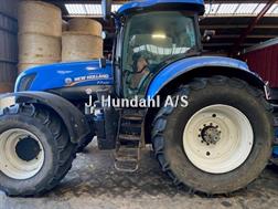 New Holland T7.220