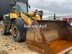 Komatsu WA480
