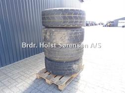 Trelleborg 385/65-22.5"
