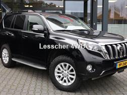 Toyota Land Cruiser 150 2.8 D-4D 5DRS EXECUTIVE A/T VAN
