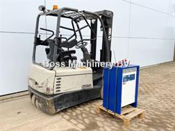 Crown SC4240-1.6 - Duplex / Side Shift / Full Electric