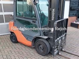 Toyota 8FGF25 triplex sideshift vorkens