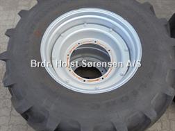 Firestone 650/65 R38