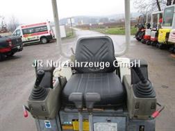 Takeuchi TB 014 - LEHNHOF MS01-Schnellwechsler + 3 Löffel