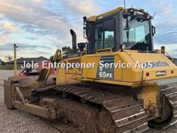 Komatsu D65PX-16