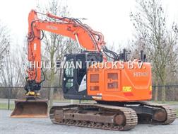Hitachi ZX225 USRLC-6 ROTOTILT BUCKET GOOD CONDITION