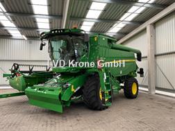 John Deere T 550