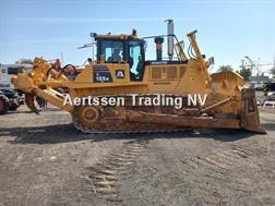 Komatsu D155A-6R (4 pcs available in Abu Dhabi)