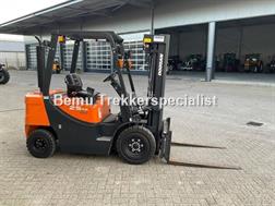 Doosan D25 GP Plus, 140 uur! Als nieuw!