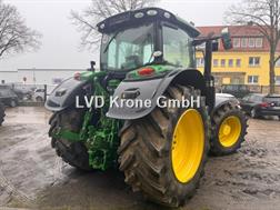 John Deere 6215