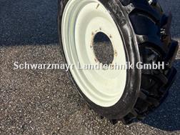 BKT 270/95R46 u. 270/80R32