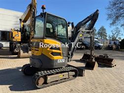 Volvo ECR25D 4 buckets