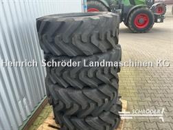 BKT 4X 400/70 R24