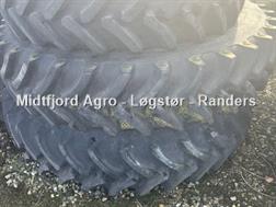 Alliance 380/90R46 + 320/85R34 Kommer fra en Case IH Maxxum