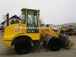 Liebherr L506 mit Palettengabel + Schaufel