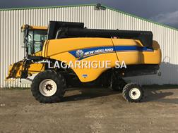 New Holland CX 5090 ETROITE HILLSIDE