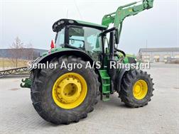 John Deere 6215