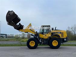 Komatsu WA320-8EO