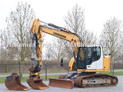 Liebherr R914 COMPACT STD ROTOTILT 2X BUCKET DOZERBLADE