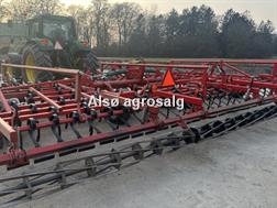 Kverneland Tiger 8 meter. Med rotorsmulrer. Årg2014. Meget ve