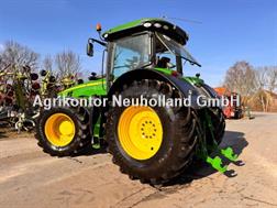 John Deere 8320 R  