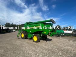John Deere T 560