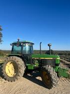 John Deere 3050