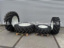 BKT Agrimax RT-855