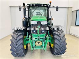 John Deere 6215