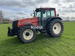 Valtra 8950