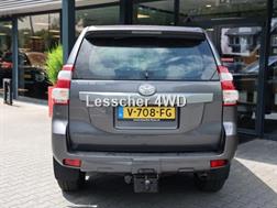 Toyota Land Cruiser 150 2.8 D-4D 5DRS ACTIVE A/T VAN
