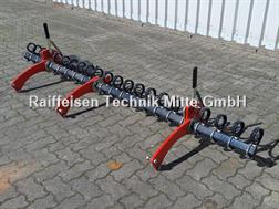 Kuhn Optimer L 300 -Striegel-