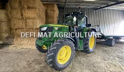 John Deere 6105M