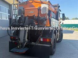 Mercedes Unimog U 400