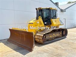 Komatsu D61PX-24 - Ripper Valve / Camera