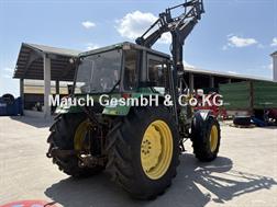 John Deere 3300
