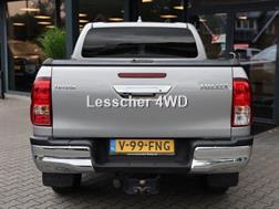 Toyota Hilux 2.4 D-4D DUBBEL CABIN PROFESSIONAL 2 ZITS 4W