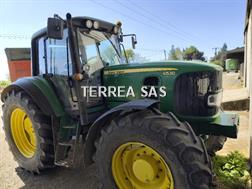 John Deere 6530