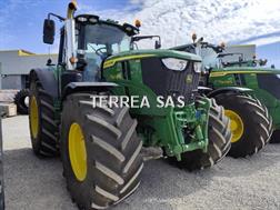 John Deere 6M 200