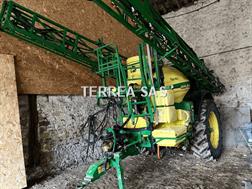 John Deere 832