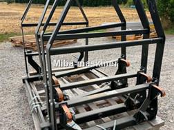 Quicke M140 Storballespyd med overbygning