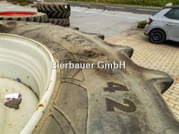 Mitas 650/65 R 42 SST